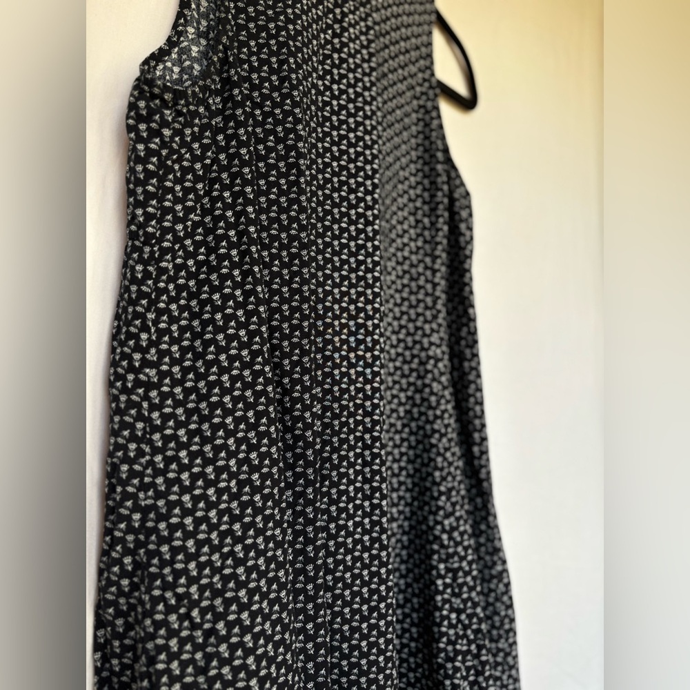 Old Navy Black and White Patterned Mini Dress - Picture 3 of 6